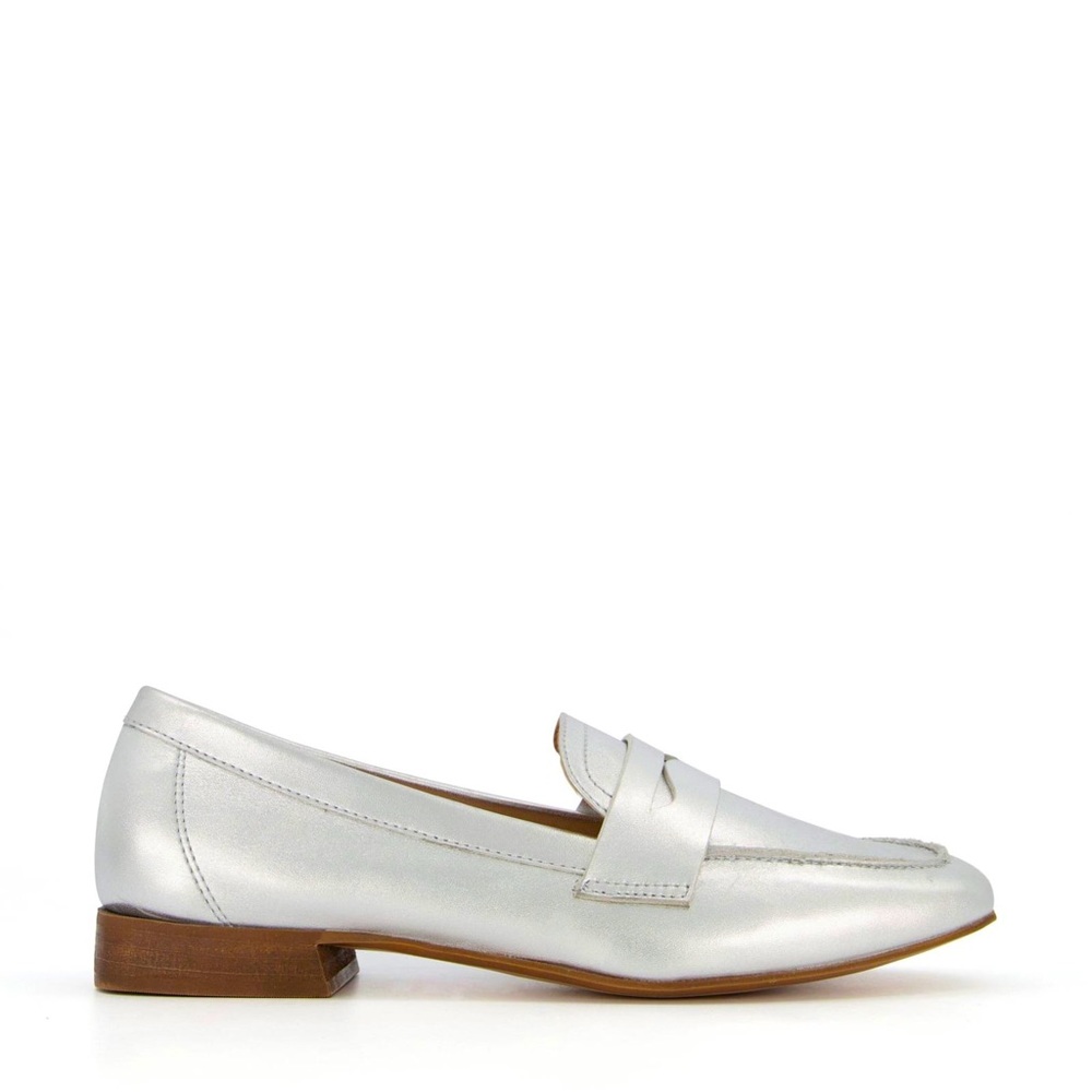 Summer shine - Gabriella silver loafers